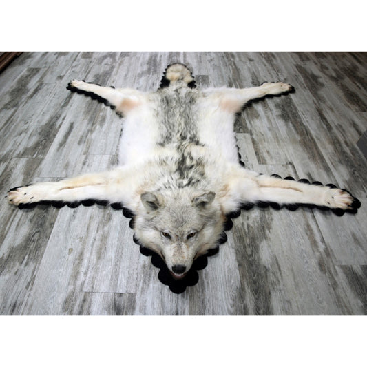 RUGS - ARCTIC WOLF #10474