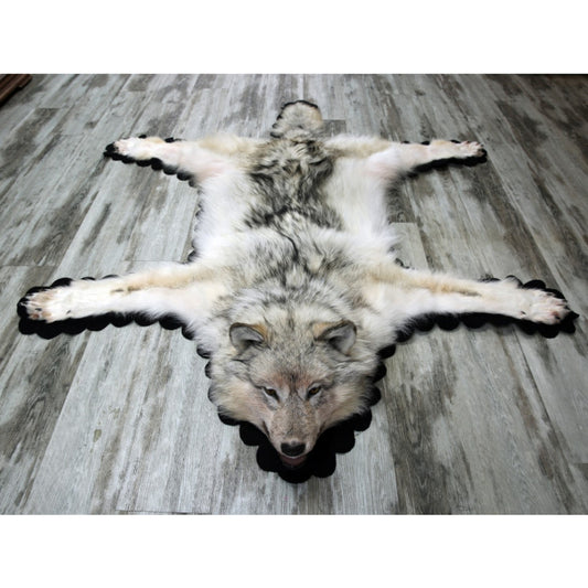 RUGS - ARCTIC WOLF #11990